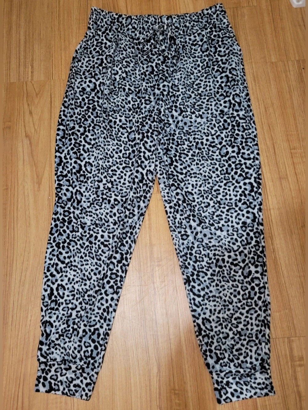 Grey Leopard Print Soft Microfiber Elastic Drawstring Joggers Size XL, NWOT